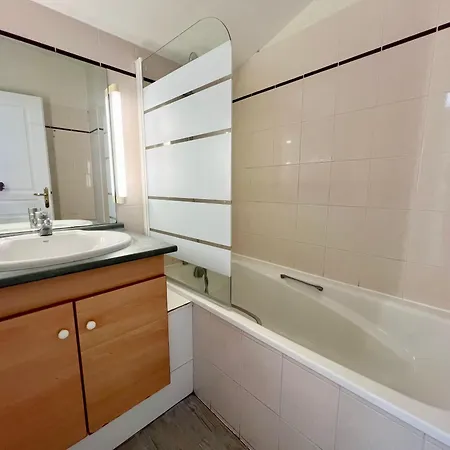 Appartamento With Balcony & Pool In *